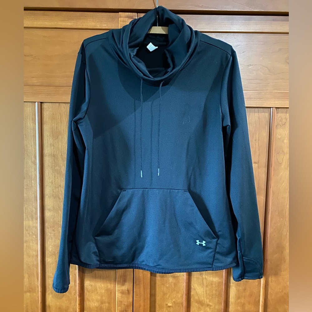 Under Armor Cold Gear Tunnel Neck. M